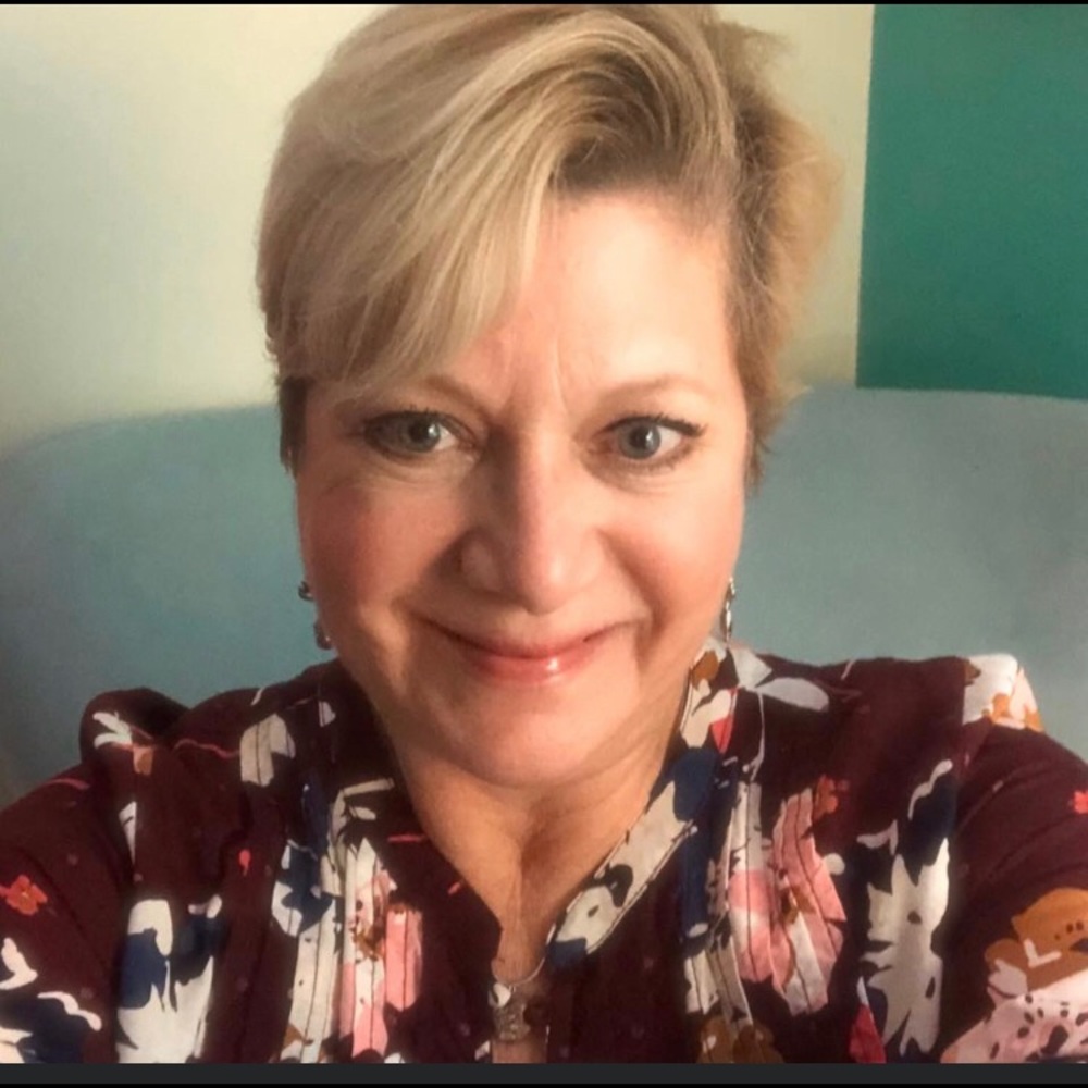 Meet your Posher, Tina